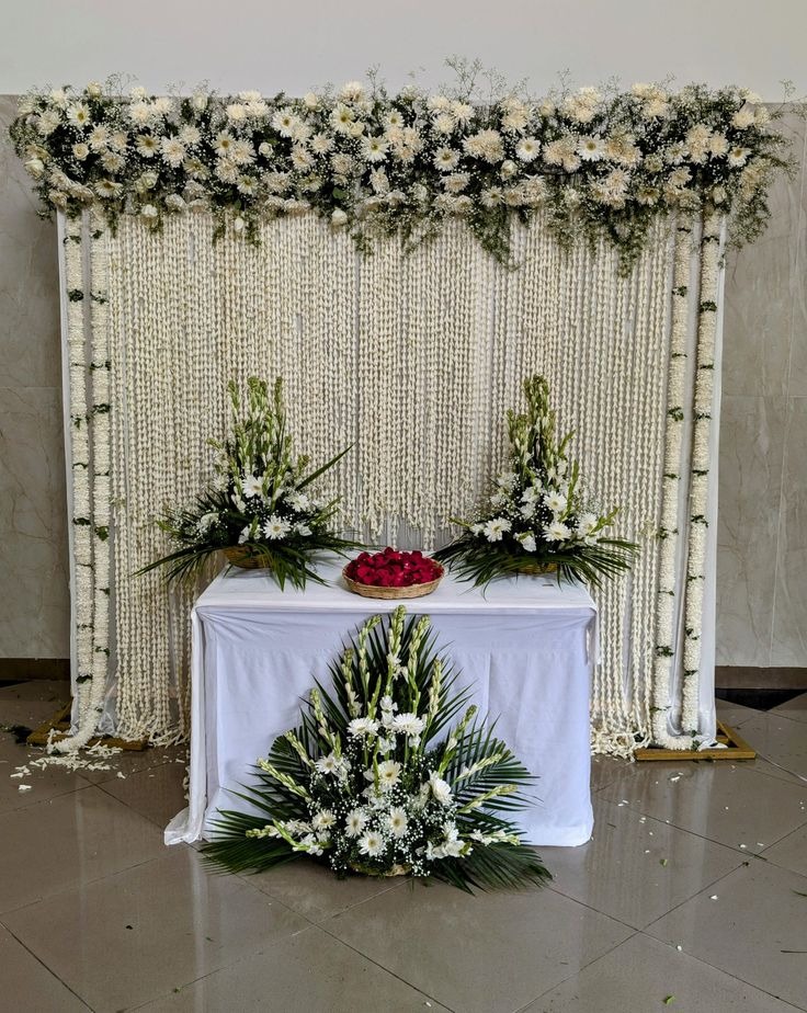 SF-41 — White jasmine strand backdrop with chrysanthemum top border for home function
